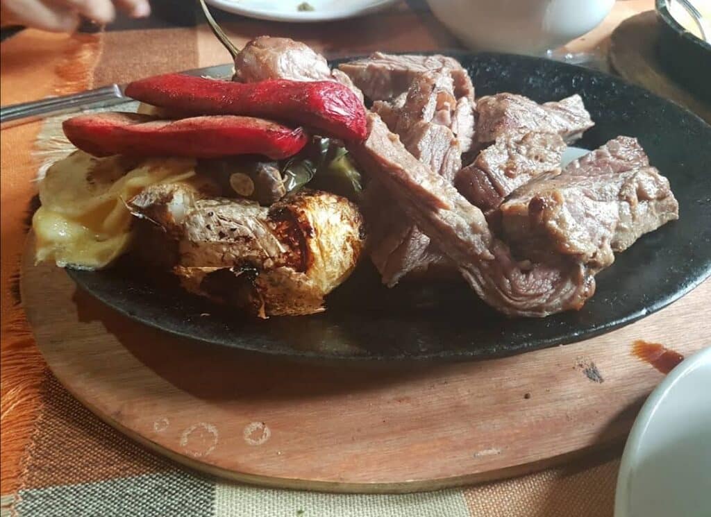 Cortes de carne en El Mesón De Don Evaristo.