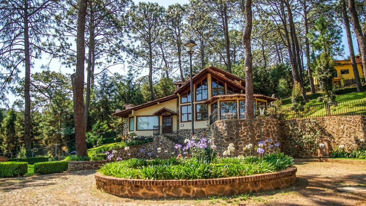 Ve a Mazamitla y hospédate en el Hotel de Montaña Bosque Escondido