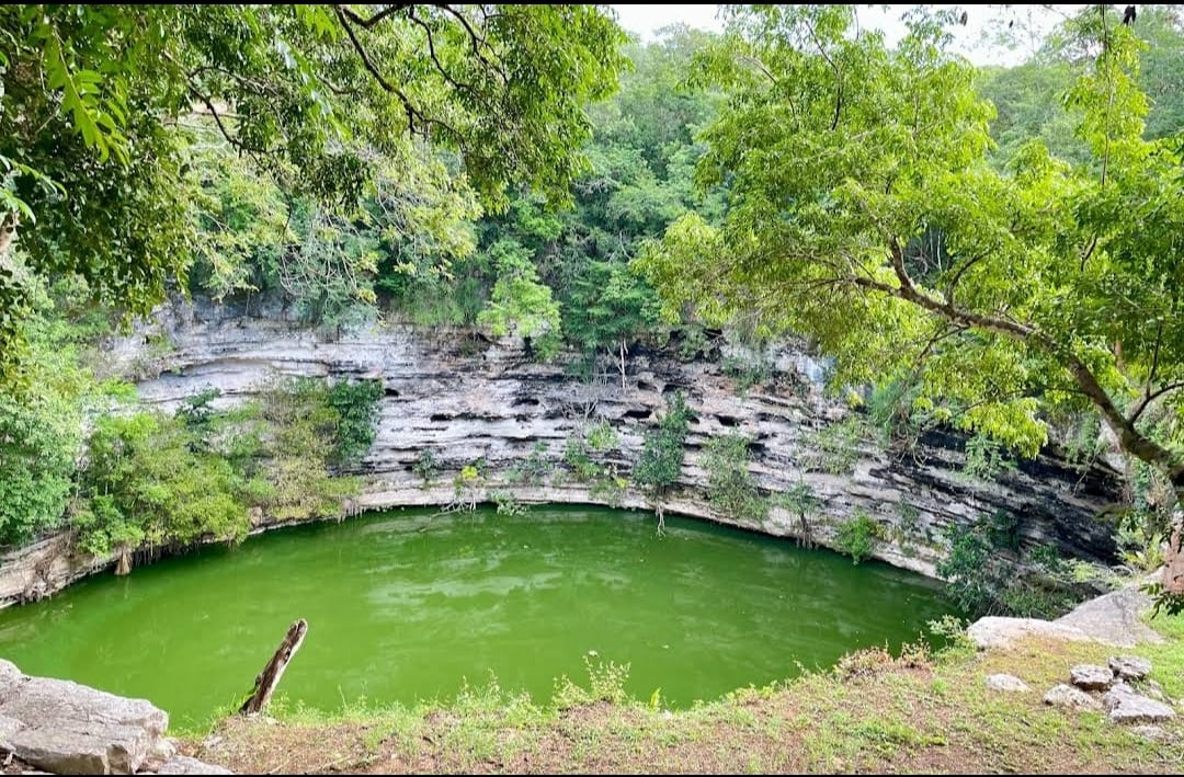 Cenote Sagrado.