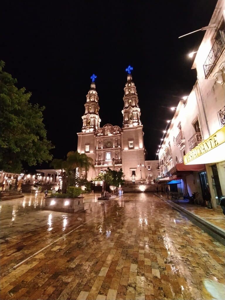 San Juan de los Lagos, donde la fe y la tradición se reúnen | Descubre