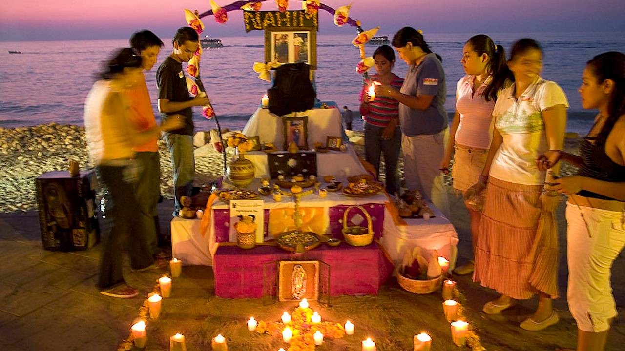 Puerto Vallarta se viste de ‘Catrina’ con su Festival de Día de Muertos