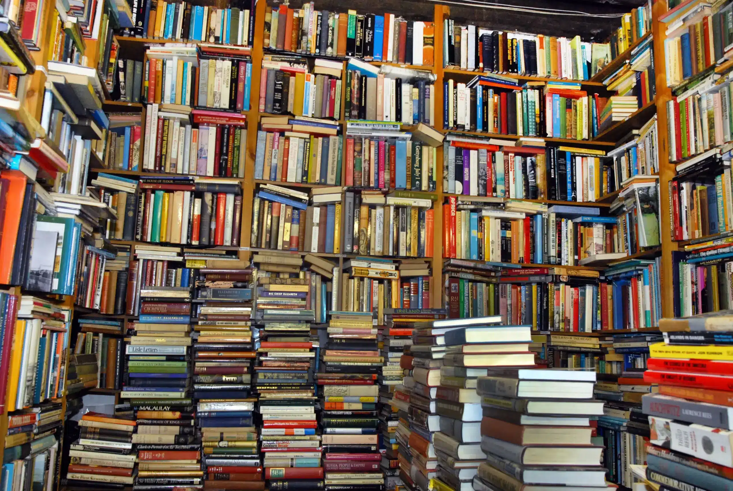 ¿Cómo celebrar el Día Internacional del Libro? Hazlo en estas librerías de viejo’