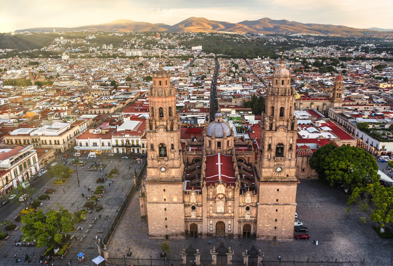 Guía básica de Michoacán: Historia, turismo, cultura y más
