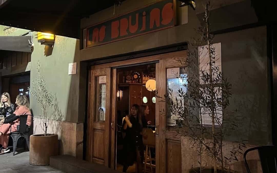 bar las brujas, negocios liderados por mujeres