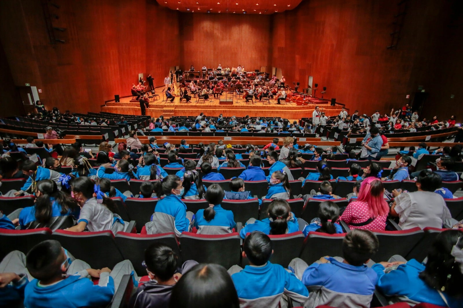 Orquesta Filarmónica de la CDMX celebra a los pequeños con programa especial