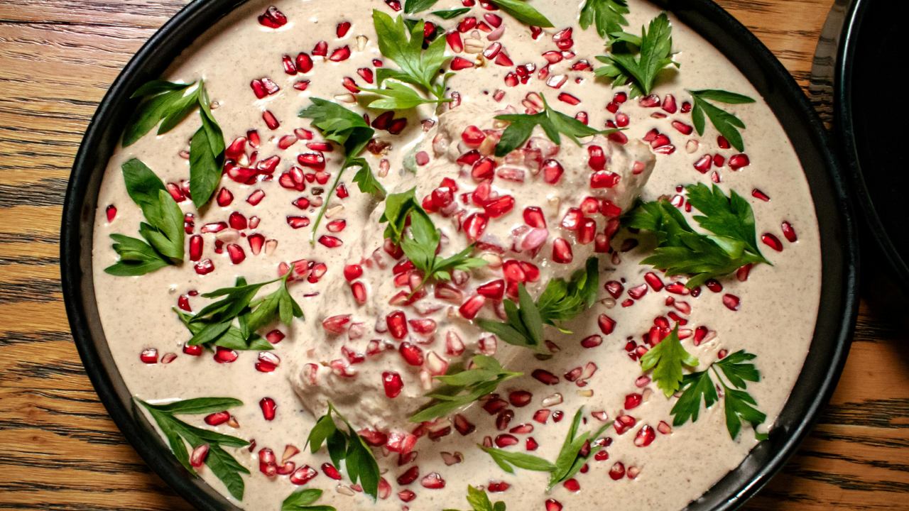 ¿Cuánto cuesta preparar chiles en nogada este año? Te decimos