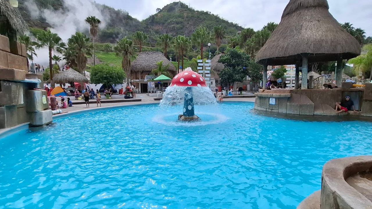 Vive unos días de vacaciones en el Balneario El Géiser
