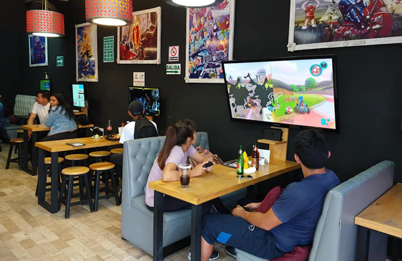 Presiona ‘Start’ y disfruta de estos restaurantes ‘gamer’