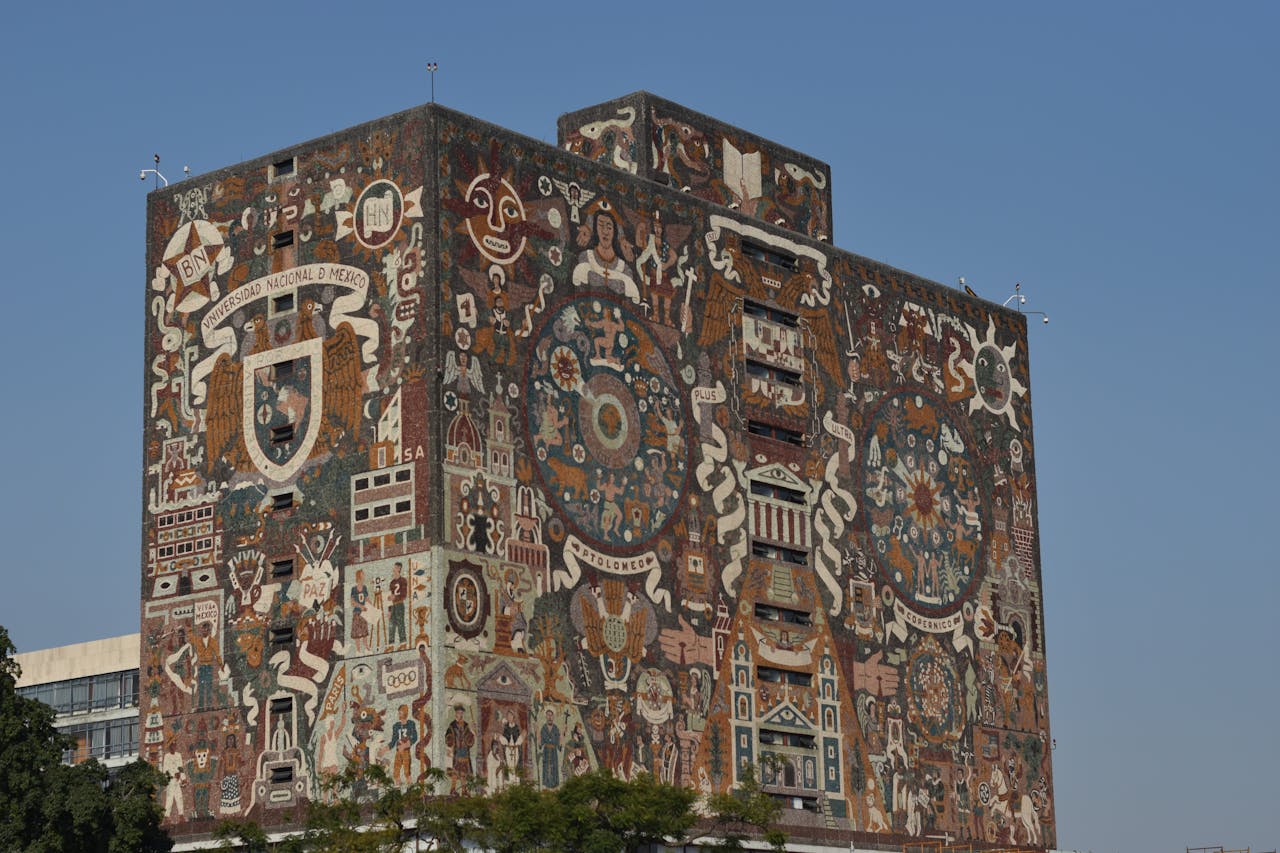 Si estudias en la UNAM, puedes acceder a un desayuno o comida de forma gratuita 