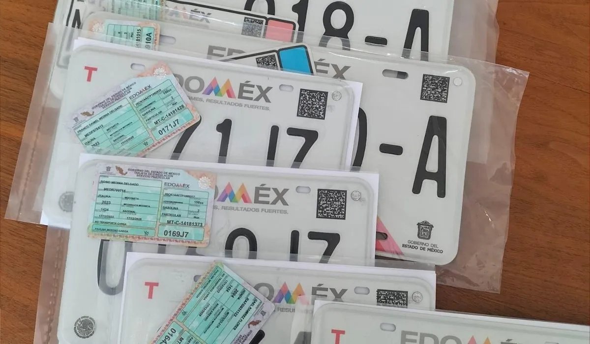 ¿Cómo reemplacar tu auto en el Edomex? Te decimos