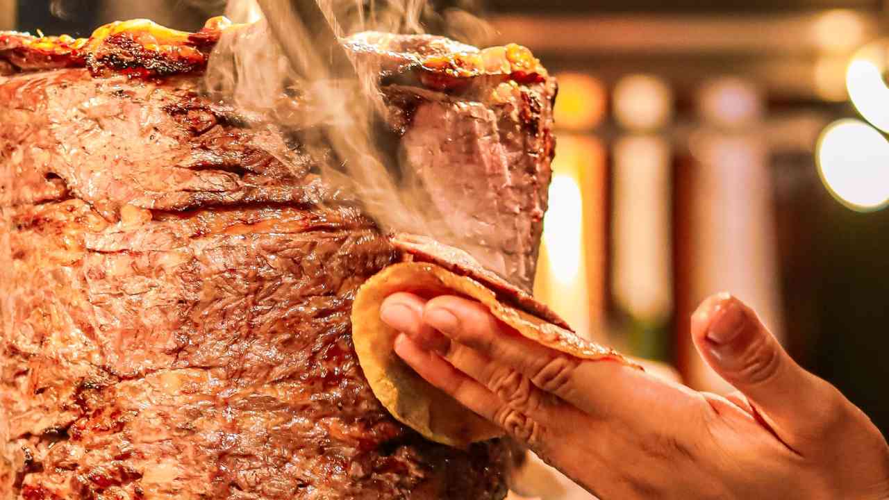 Los Pastorcitos de Sirloin: una taquería que encontró un manjar en un corte de carne 