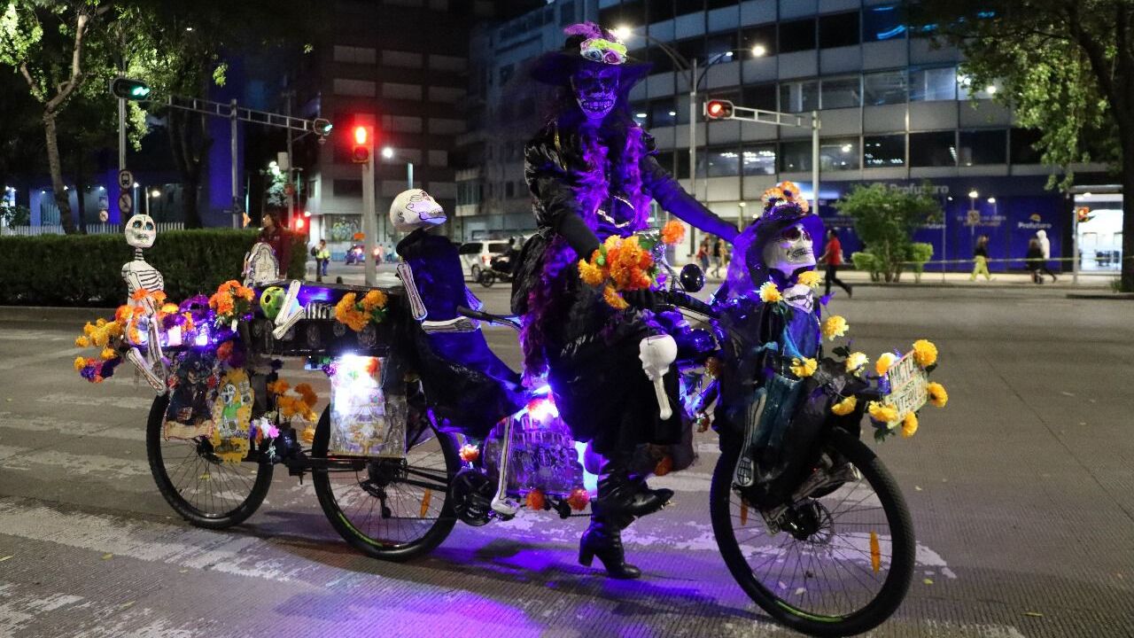 ¡Gánate una bici en el concurso de disfraces del Paseo Nocturno!