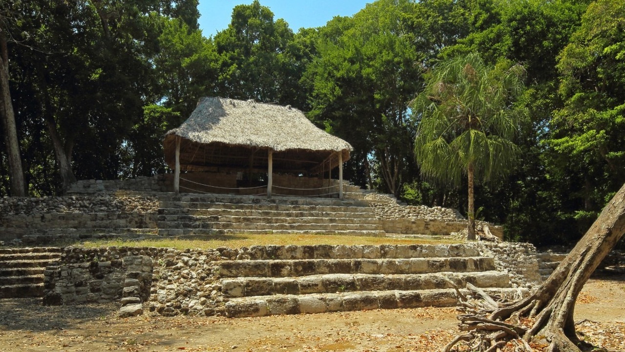 Reabre Zona Arqueológica de Oxtankah en Quintana Roo