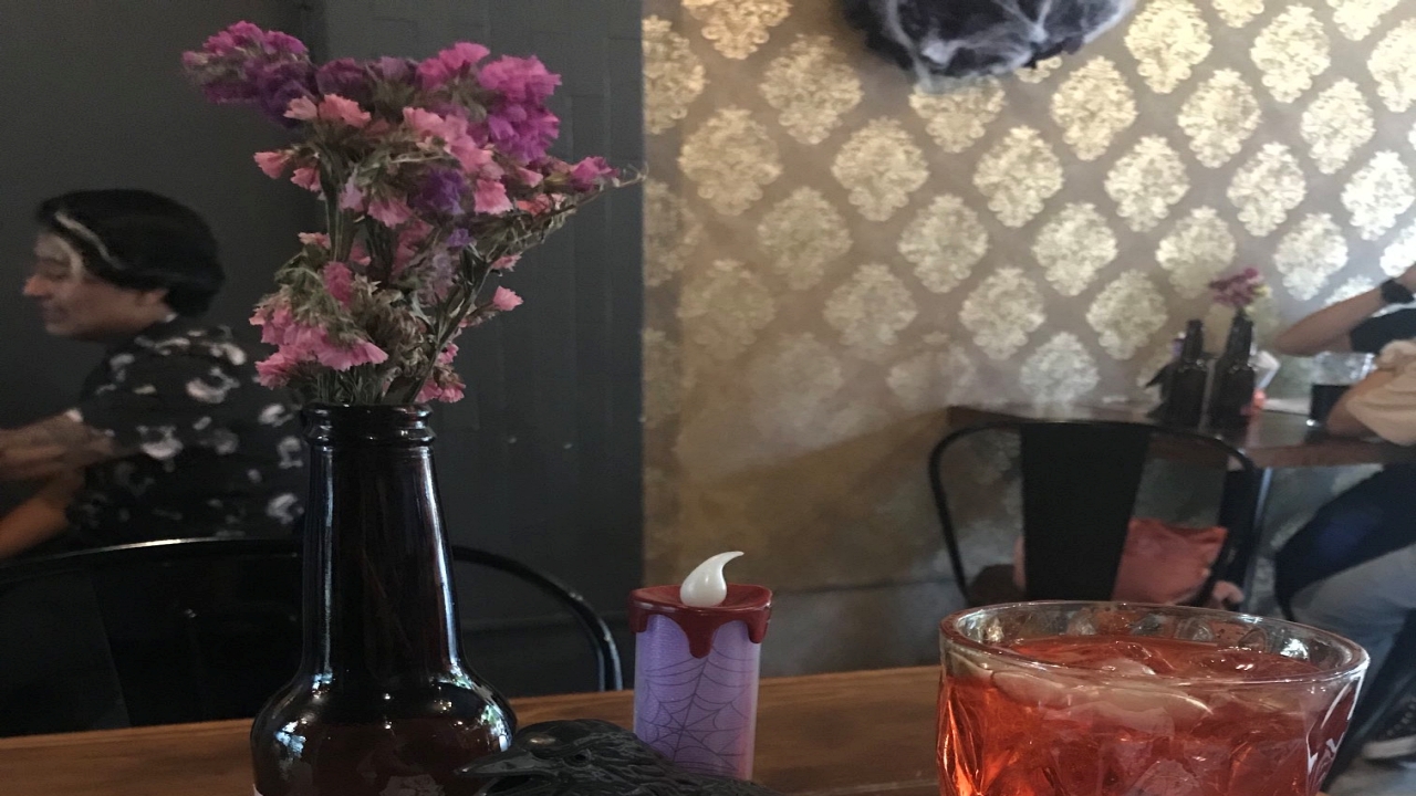 Para los amantes de la comida y la literatura de terror está Pizza Poe