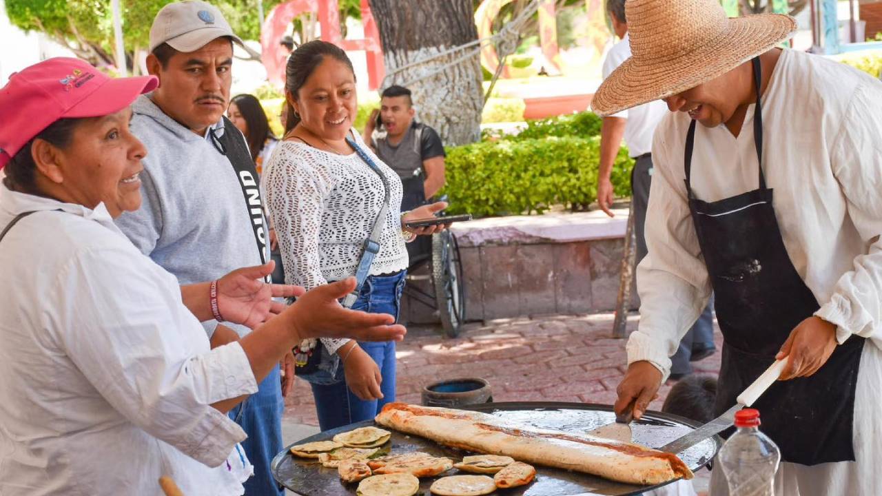 El Festival del Tlacoyo y la Gordita: tradición y sabor en Hidalgo