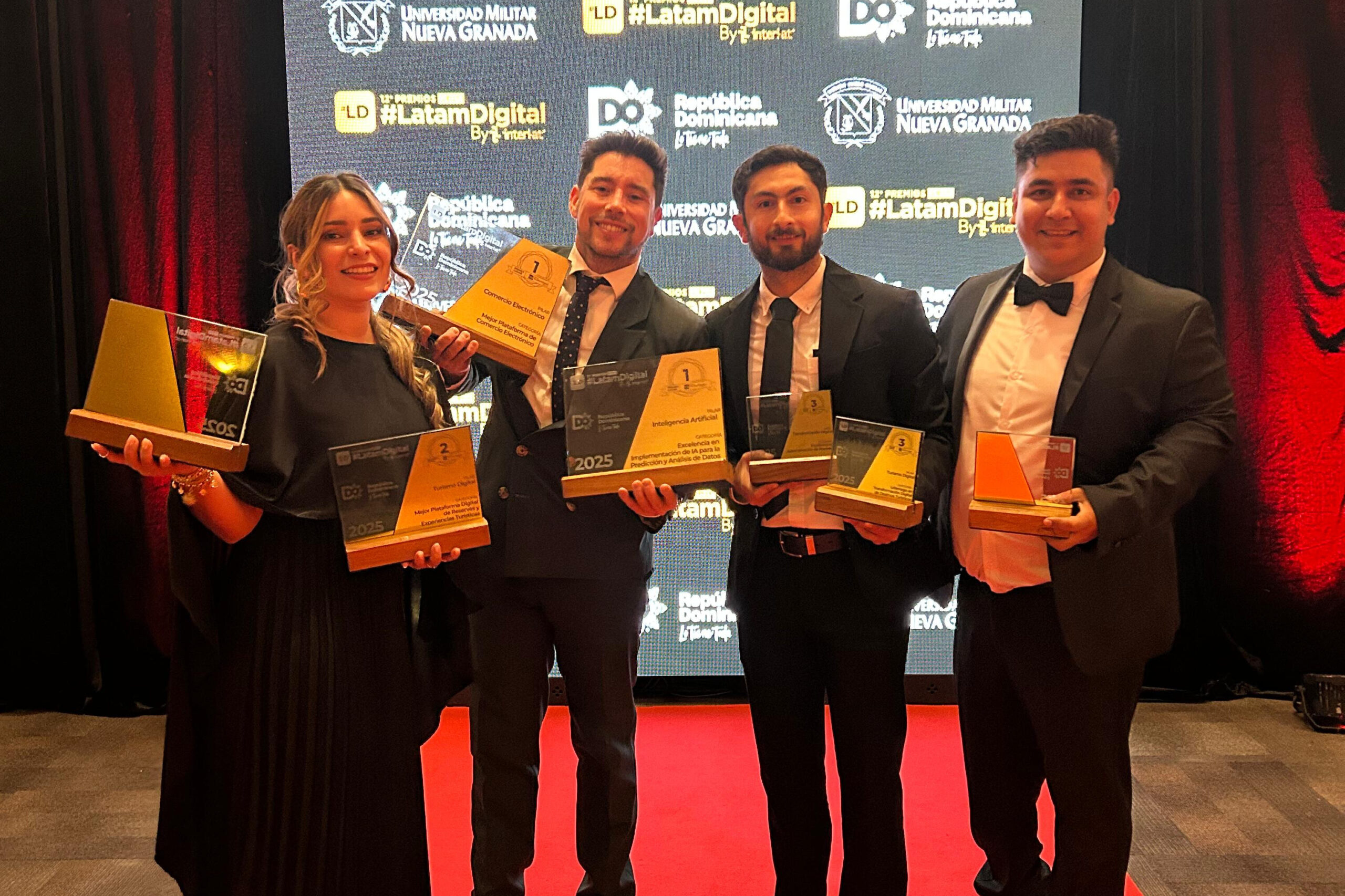 Grupo Anderson’s brilla en los Premios LATAM 2025: cuando la gastronomía mexicana lidera la revolución digital