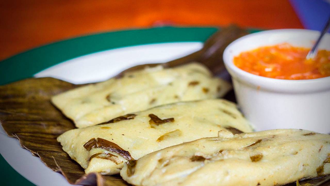 Tamal de chipilín: sabor tradicional del sureste mexicano