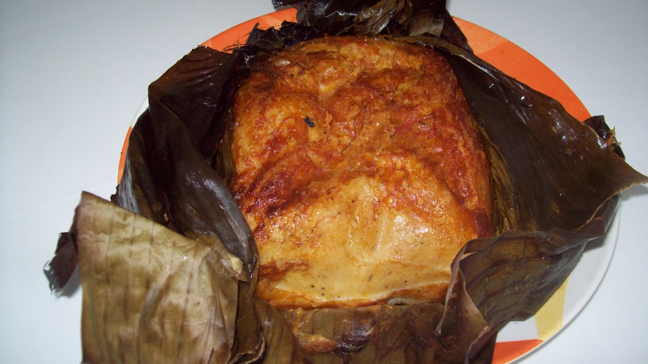 Mukbil pollo, un platillo típico del Hanal Pixan