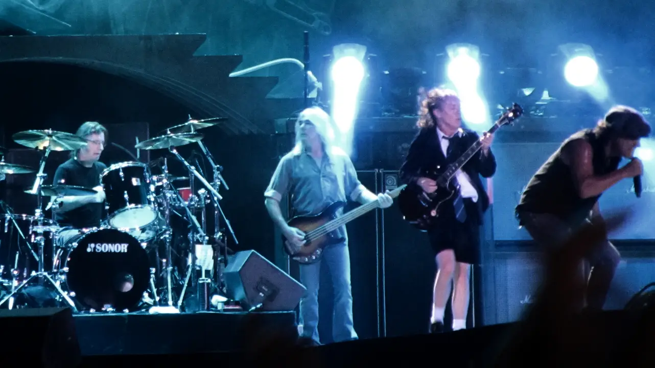 AC/DC volverá a pisar tierra azteca el próximo año